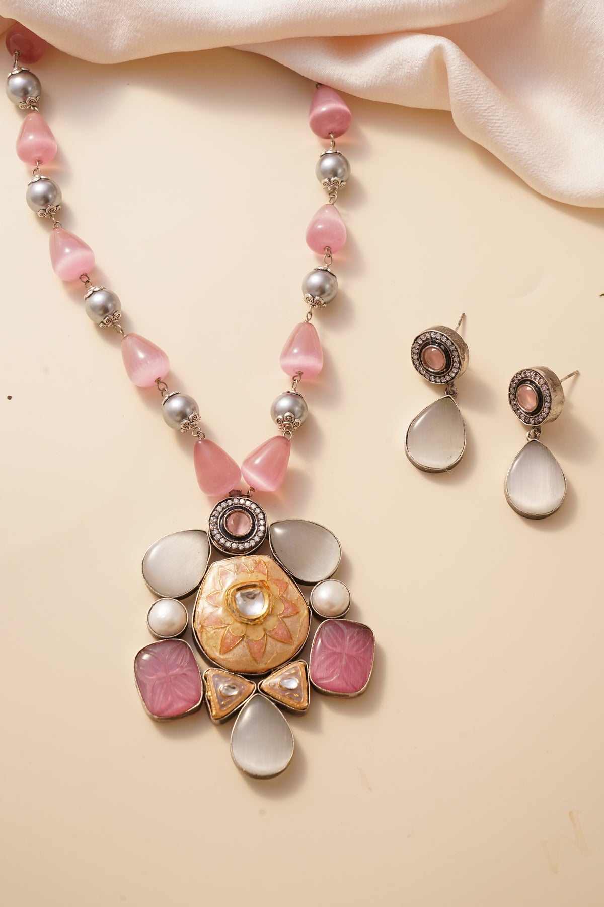 Petal & Pearl - image 3